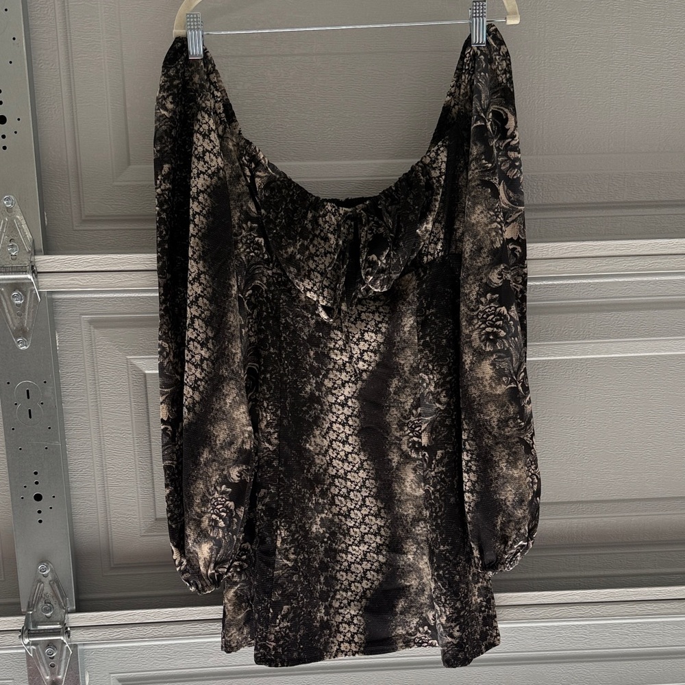 Urban Outfitters Black and Brown Patterned Blouse